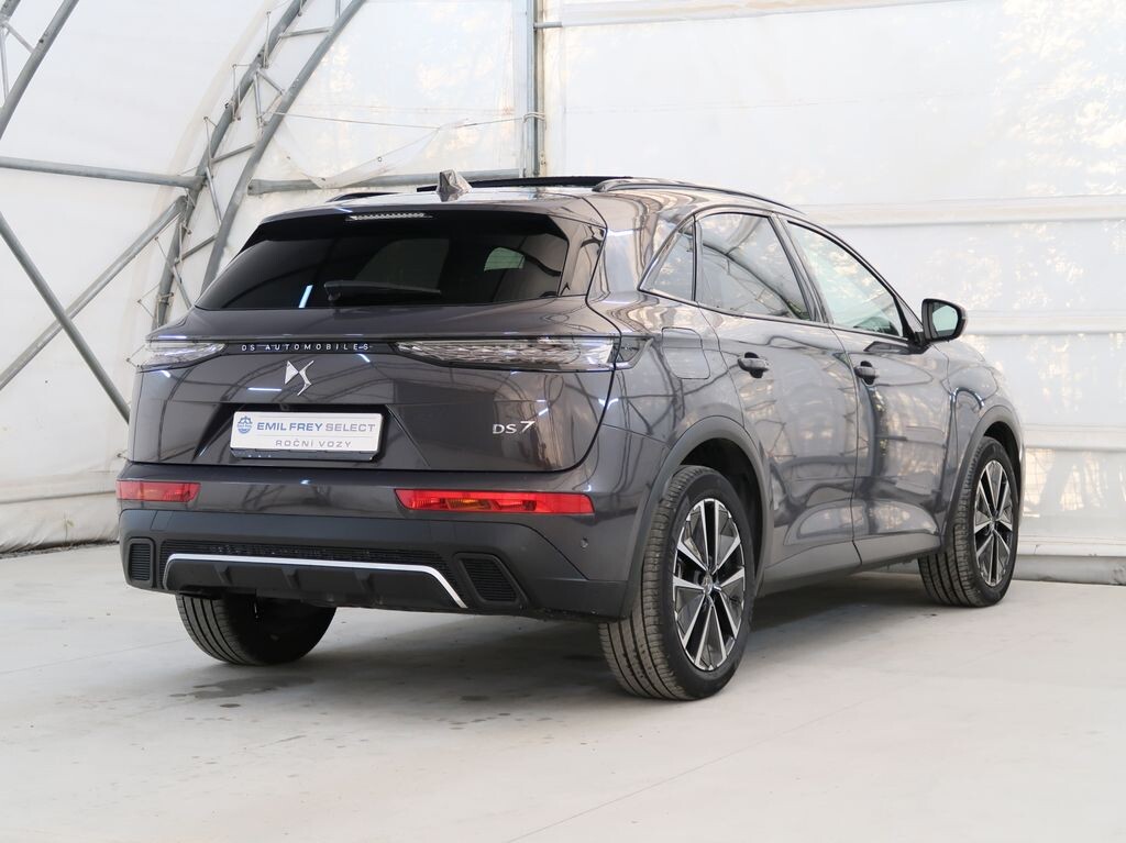 DS Automobiles DS 7 Crossback