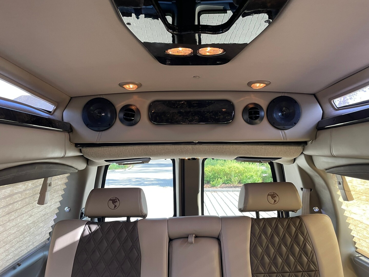 GMC Savana