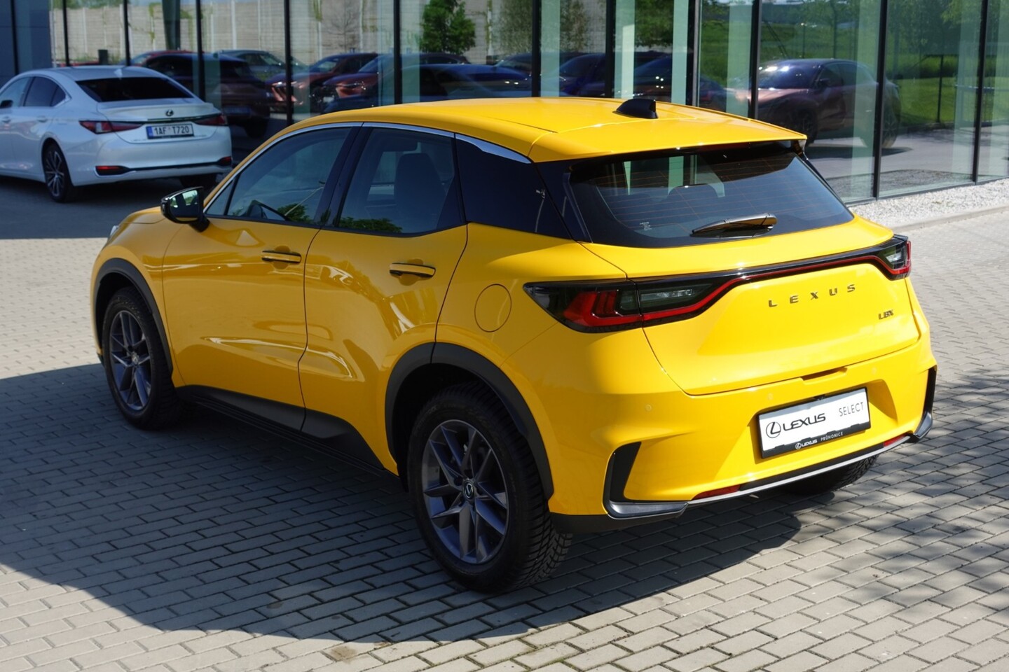 Lexus LBX