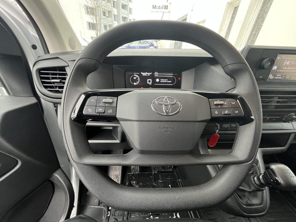 Toyota PROACE