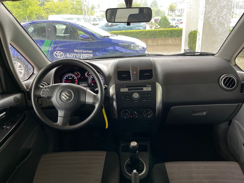 Suzuki SX4