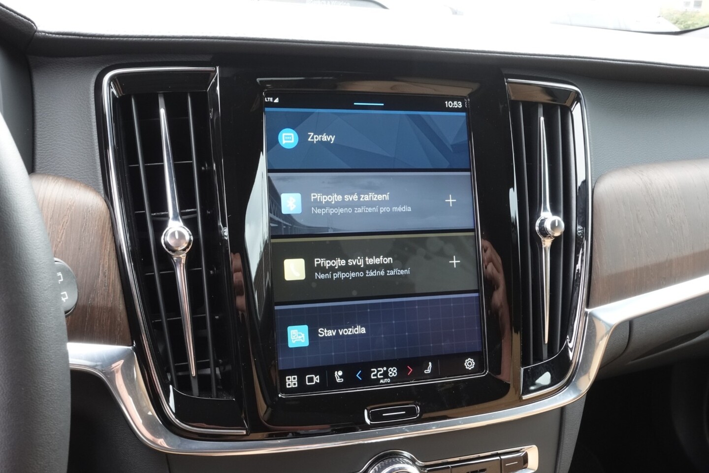 Volvo V90 Cross Country